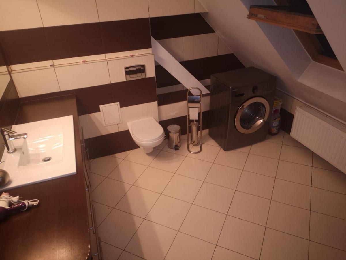 Apartamenty LENA 16 TWOJE poddasze Racibórz Exterior foto